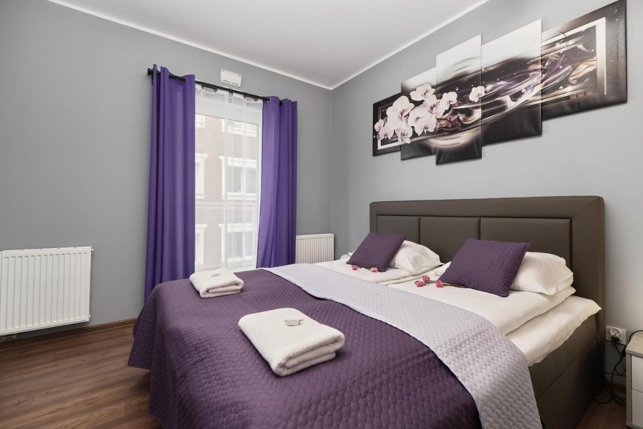 Apartments Wroclaw Jana Pawla II With Free Parking Wroclaw By Noclegi Renters Breslávia Exterior foto